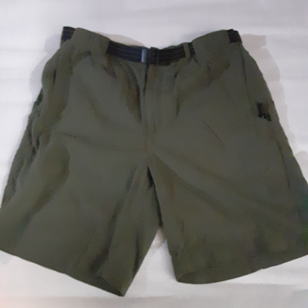 LL Bean Mens Nylon Hiking Shorts Olive Green Belted Mesh Lined Utility Pocket